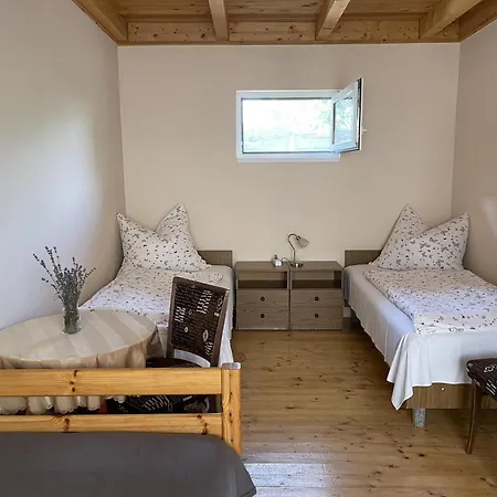 Lavender Apartment *